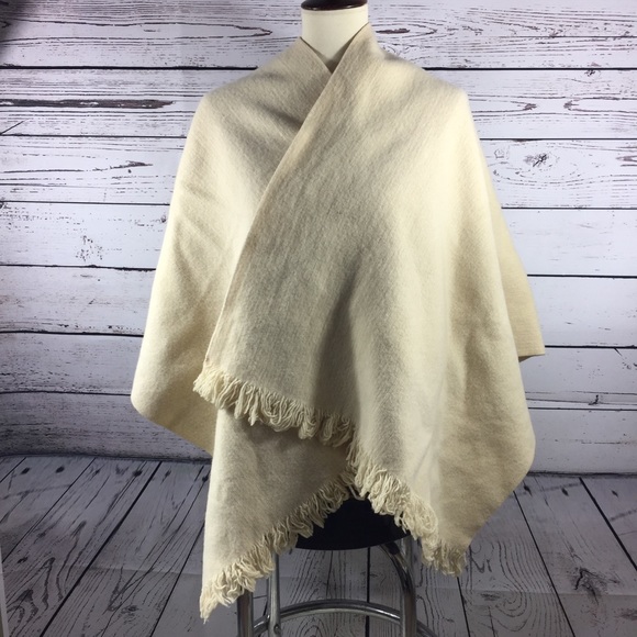 Panos Vicuna Santafe S.A Sweaters - 100 % Virgin Wool PanosVicuna SantafePoncho Shawl